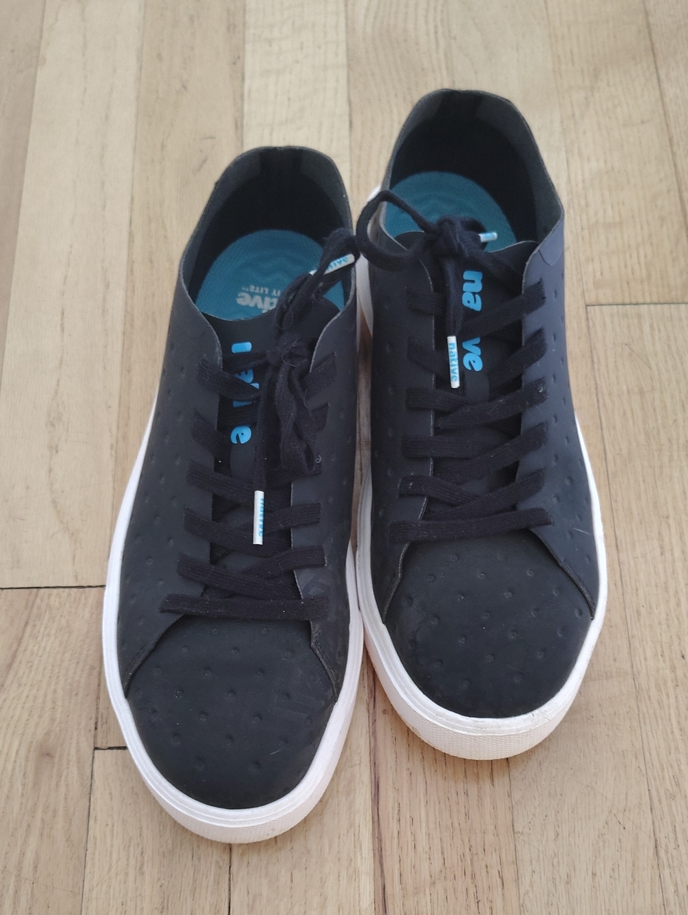 Men's Black Low-Top Native Water Shoes, Men Size 9, Women's Size 11, With Box